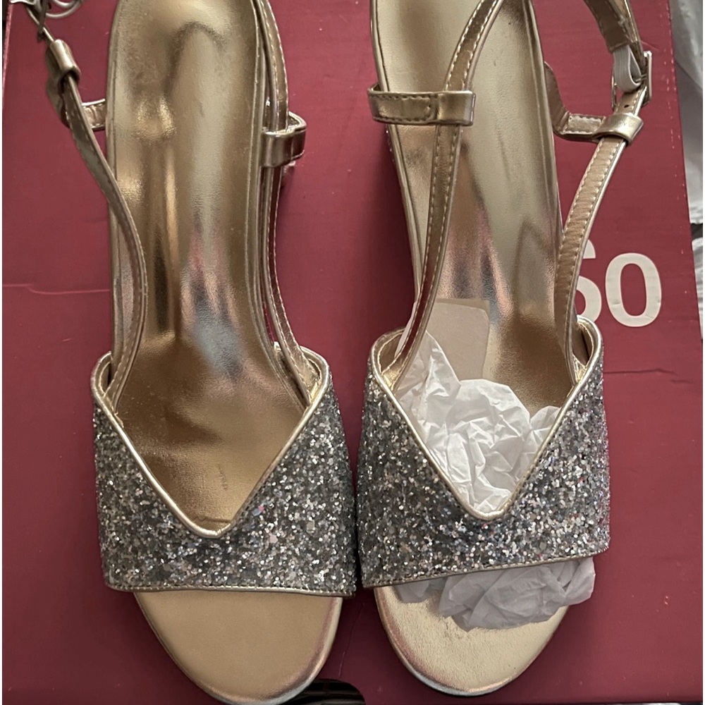 Dress shoes